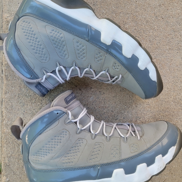 Size 13 jordan retro 9 cool grey - Picture 2 of 4